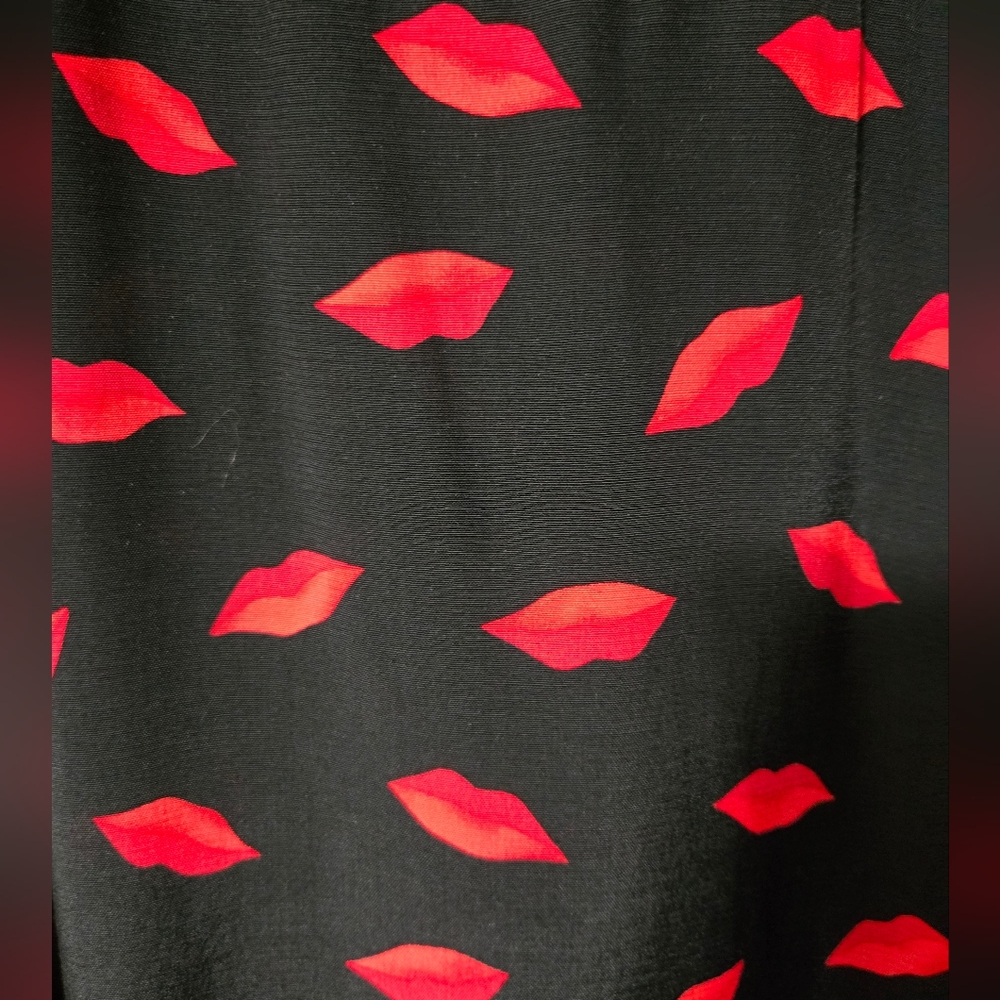 A New Day Black Maxi Dress W/ Lips ππ, Kiss Design Dress, Size 10, NWT - Picture 15 of 15